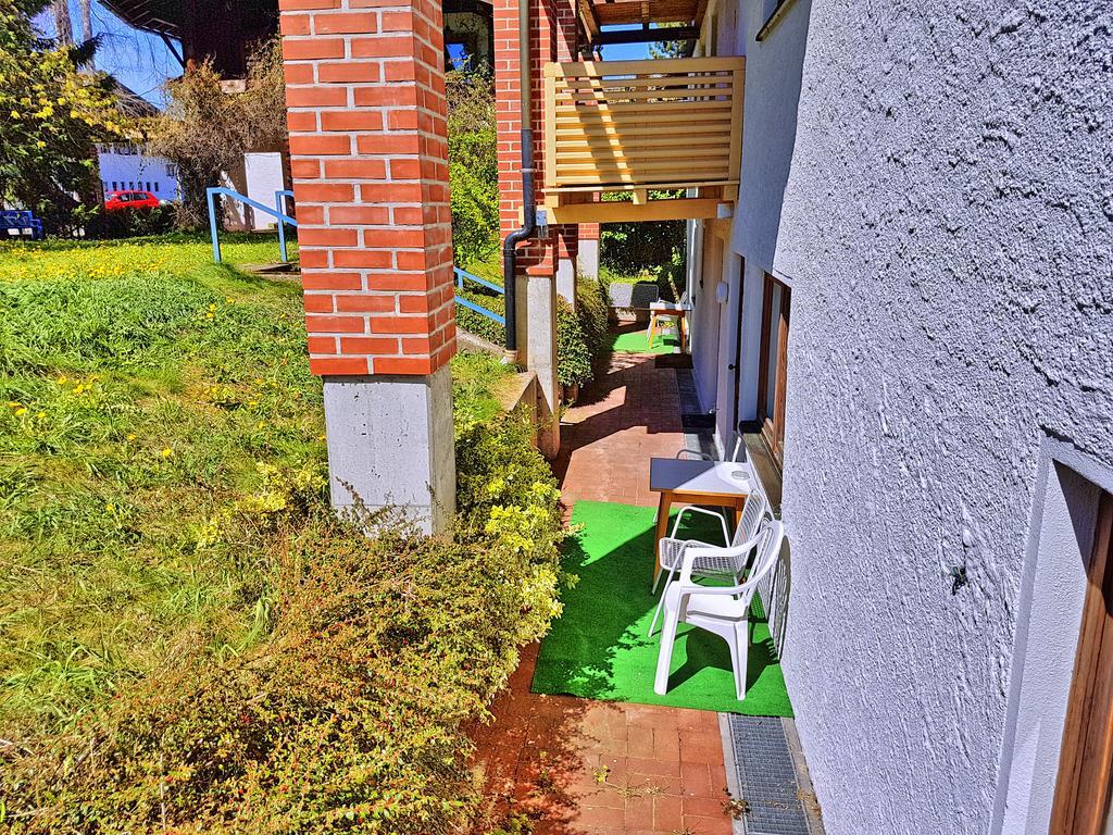 Gaestehaus Zur Faerbe Apartments Oberstdorf Pokoj fotografie